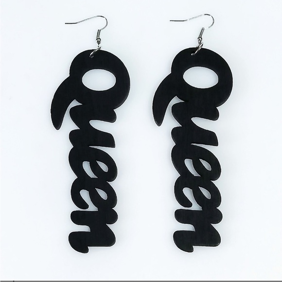 Jewelry - Queen Statement Earrings